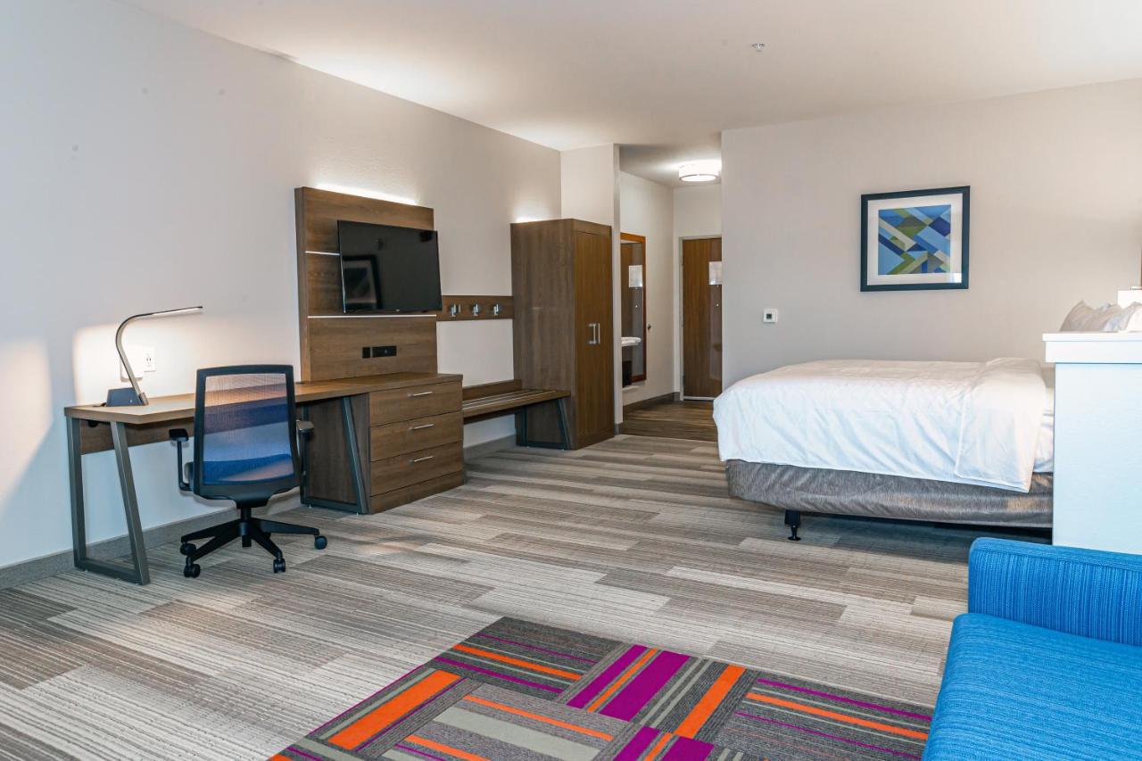Holiday Inn Express & Suites - Columbus - Worthington By Ihg Exterior photo
